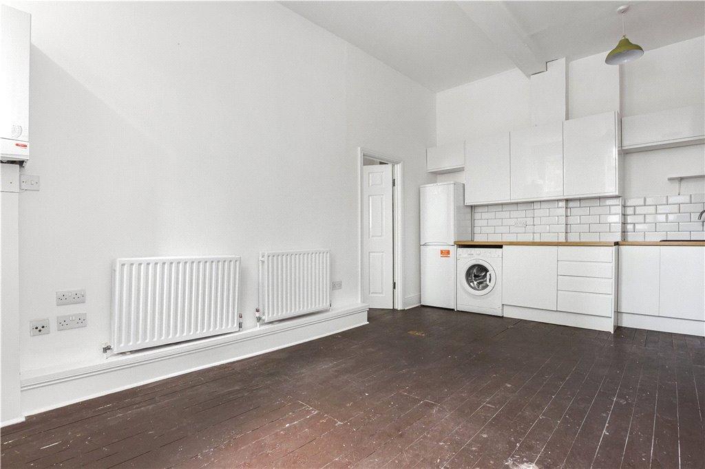 Reception/Kitchen