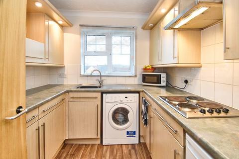 2 bedroom flat for sale, Arthurs Close, Emersons Green, Bristol, BS16 7JB
