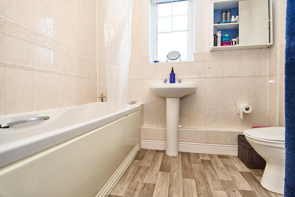 Bathroom.jpg