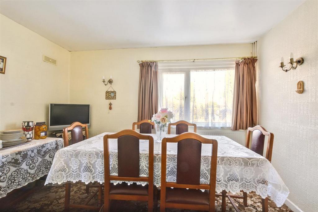 Dining Room 1.jpeg
