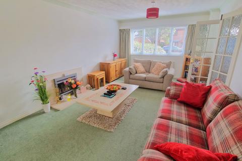 4 bedroom detached house for sale, Atkinson Close, Alverstoke, Gosport, PO12 2BZ