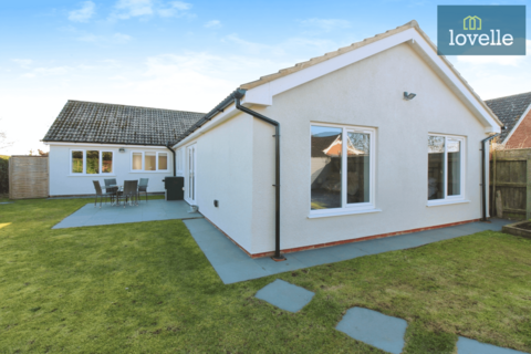 5 bedroom detached bungalow for sale, Cemetery Road, North Somercotes LN11