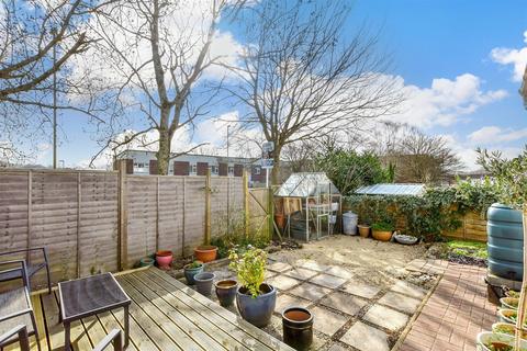 4 bedroom terraced house for sale, Chaffinch Green, Waterlooville PO8