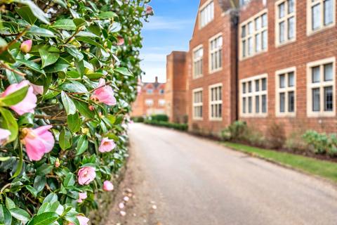 undefined, Kings Drive, Midhurst GU29
