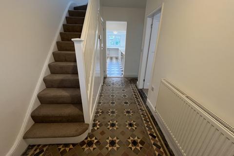 3 bedroom semi-detached house for sale, Roberts Street, Wellingborough, NN8