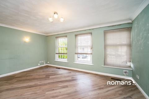 4 bedroom detached house to rent, Woosehill Lane, Wokingham, RG41