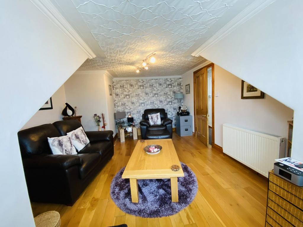 3 Gordon Street, Dumfries, DG1 1 EG - Braidwoods So