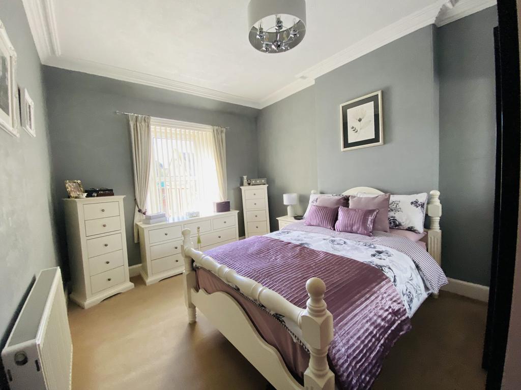 3 Gordon Street, Dumfries, DG1 1 EG - Braidwoods So