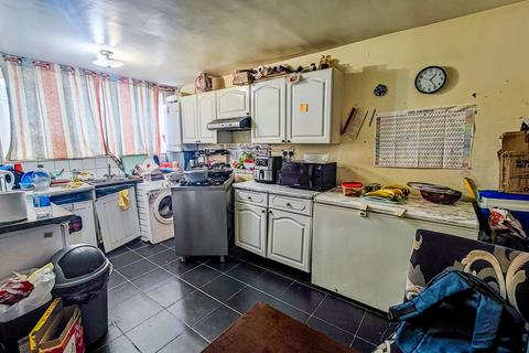 3 bedroom end of terrace house for sale, Walmer Terrace, Woolwich, SE18