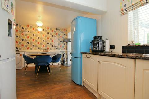 3 bedroom semi-detached house for sale, Dean Beck Avenue, Odsal, Bradford, BD6