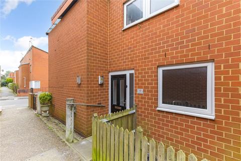 9 Kemps Drive, Northwood, HA6 1UA