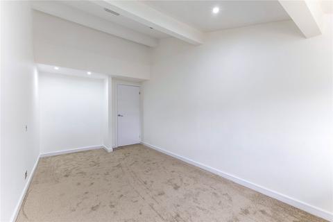 9 Kemps Drive, Northwood, HA6 1UA