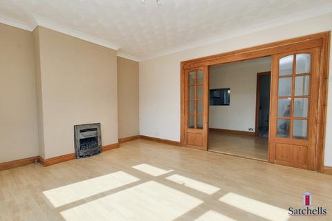 4 bedroom end of terrace house for sale, Glebe Road, Letchworth Garden City, SG6