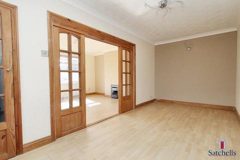 4 bedroom end of terrace house for sale, Glebe Road, Letchworth Garden City, SG6