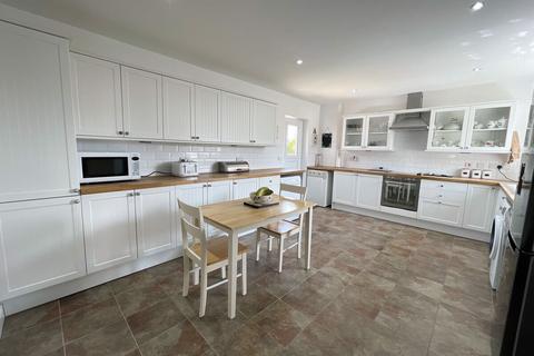 undefined, Cae Derwydd, Cemaes Bay, Anglesey, LL67