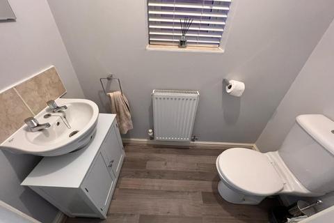 4 Bronte Close, Northampton, NN5 4WG