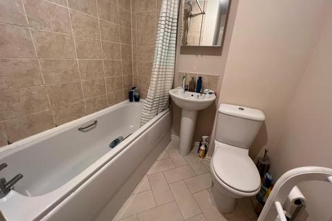 4 Bronte Close, Northampton, NN5 4WG