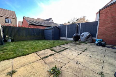 4 Bronte Close, Northampton, NN5 4WG