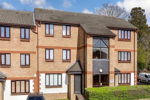 31 Kirk Rise, Sutton, SM1 3BF