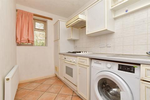 31 Kirk Rise, Sutton, SM1 3BF