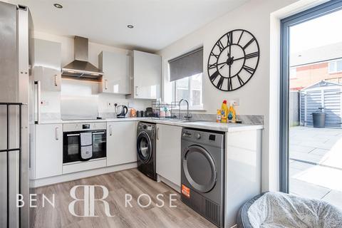3 bedroom end of terrace house for sale, Fylde Crescent, Hesketh Bank PR4