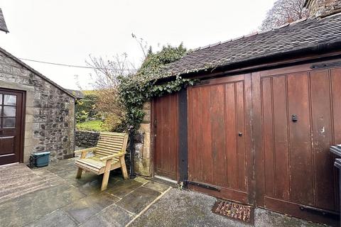 4 bedroom house to rent, Hall Bank, Hartington