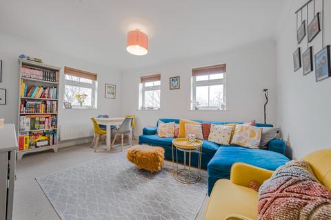 2 bedroom flat for sale, Virginia Water GU25