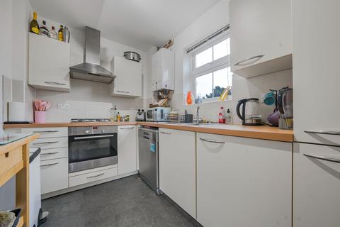 2 bedroom flat for sale, Virginia Water GU25