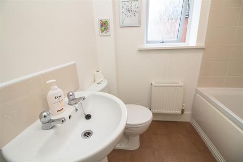 2 bedroom end of terrace house for sale, Northside, The Staithes, Gateshead