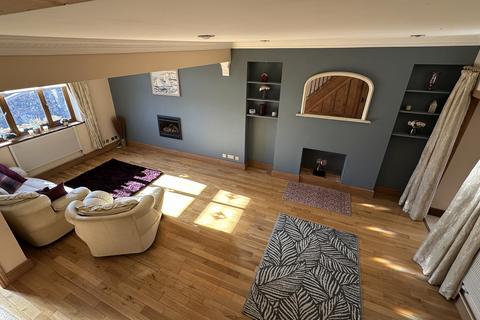 12 Derwen Road, Ystradgynlais, Swansea, SA9 1HL