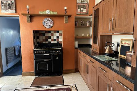 12 Derwen Road, Ystradgynlais, Swansea, SA9 1HL