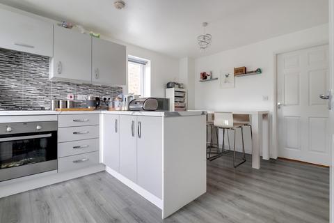 18 Arnall Close, Knottingley, WF11 0EL
