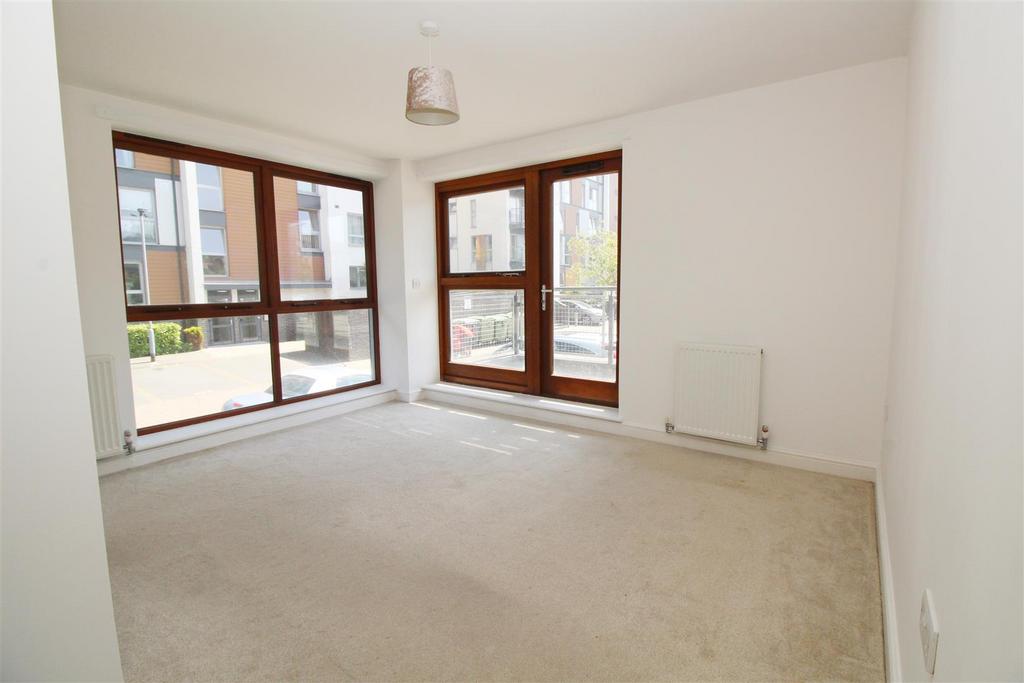 Bedroom 1.JPG