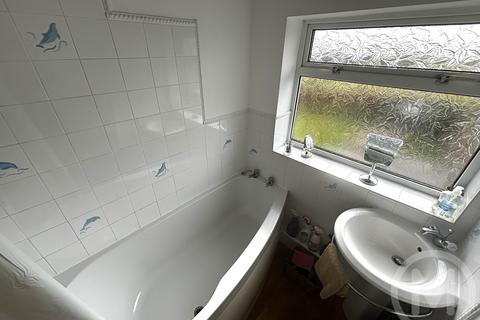 31 Brockholes Crescent, Poulton-le-fylde, FY6 8HX