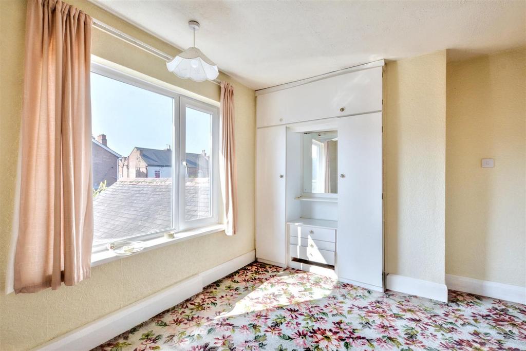 Bedroom 2 2.jpeg