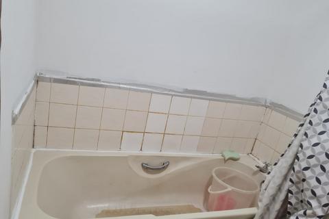 undefined, Basildon
