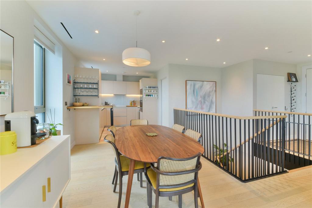 Reception/Kitchen
