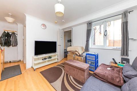 1 bedroom flat to rent, Prestatyn Close, Hertfordshire SG1