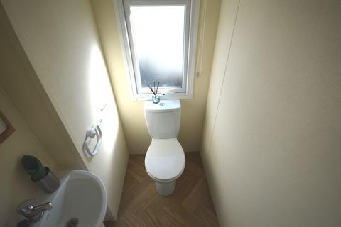 4 bedroom park home for sale, Marlie Holiday Park