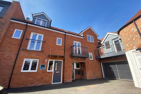2 bedroom apartment to rent, Marlow SL7