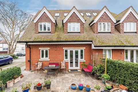 2 bedroom cottage for sale, The Broadway, Cheam Village