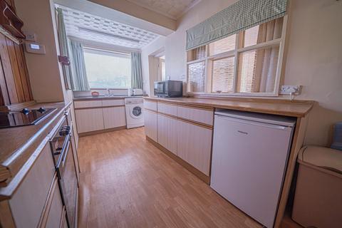 3 bedroom semi-detached house for sale, Chantry Heath Crescent, Knowle, B93