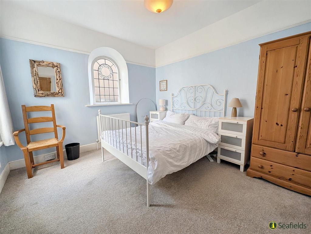 Dining Room / Bedroom 5