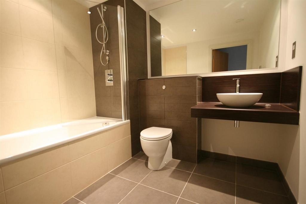211 One Bed (1) (...