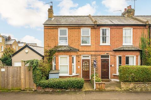 undefined, Heron Road, St Margarets TW1