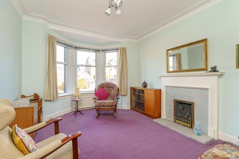 90 Duddingston Park, Edinburgh, EH15 1JZ