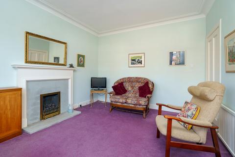 90 Duddingston Park, Edinburgh, EH15 1JZ