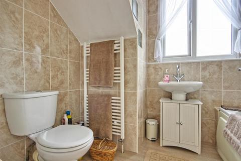 24 Barley Gate, Leven, Beverley, HU17 5NU
