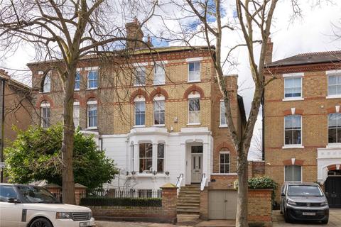 16 Macaulay Road, London, SW4 0QX