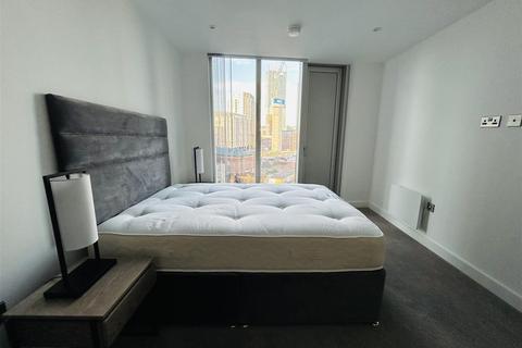 2 bedroom apartment to rent, 16 Silvercroft Street, Manchester M15